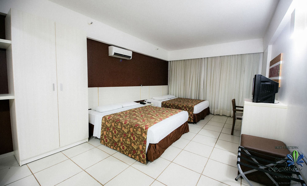 Apartamento Le Jardin Suites Caldas Novas